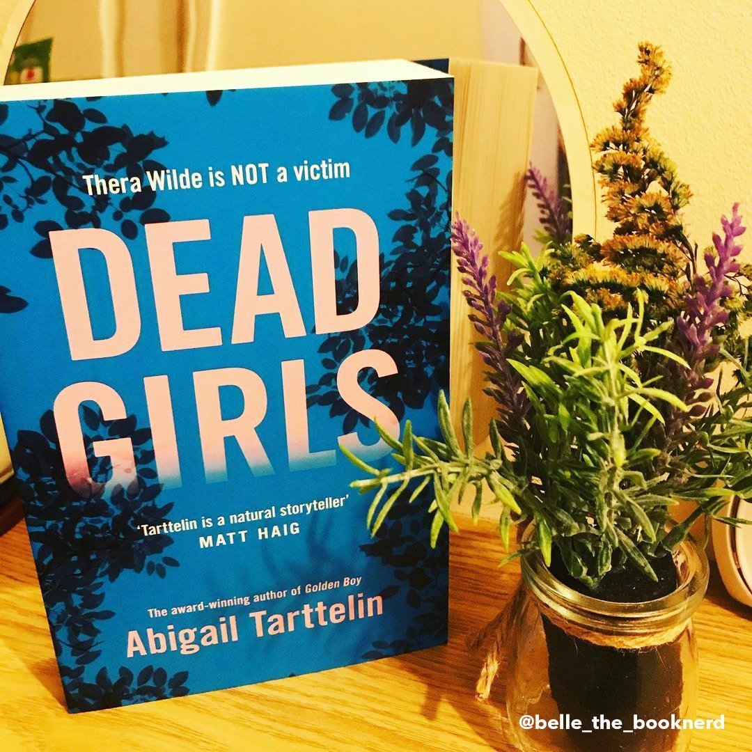 Crime, Mystery & Thriller - Box of 4 Surprise Books - A Box of Stories